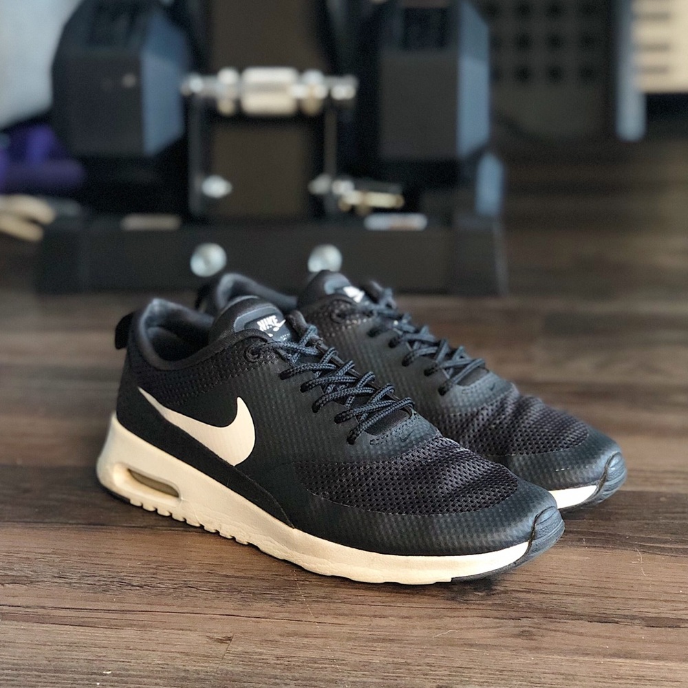 Nike Air Max Theas - Black
